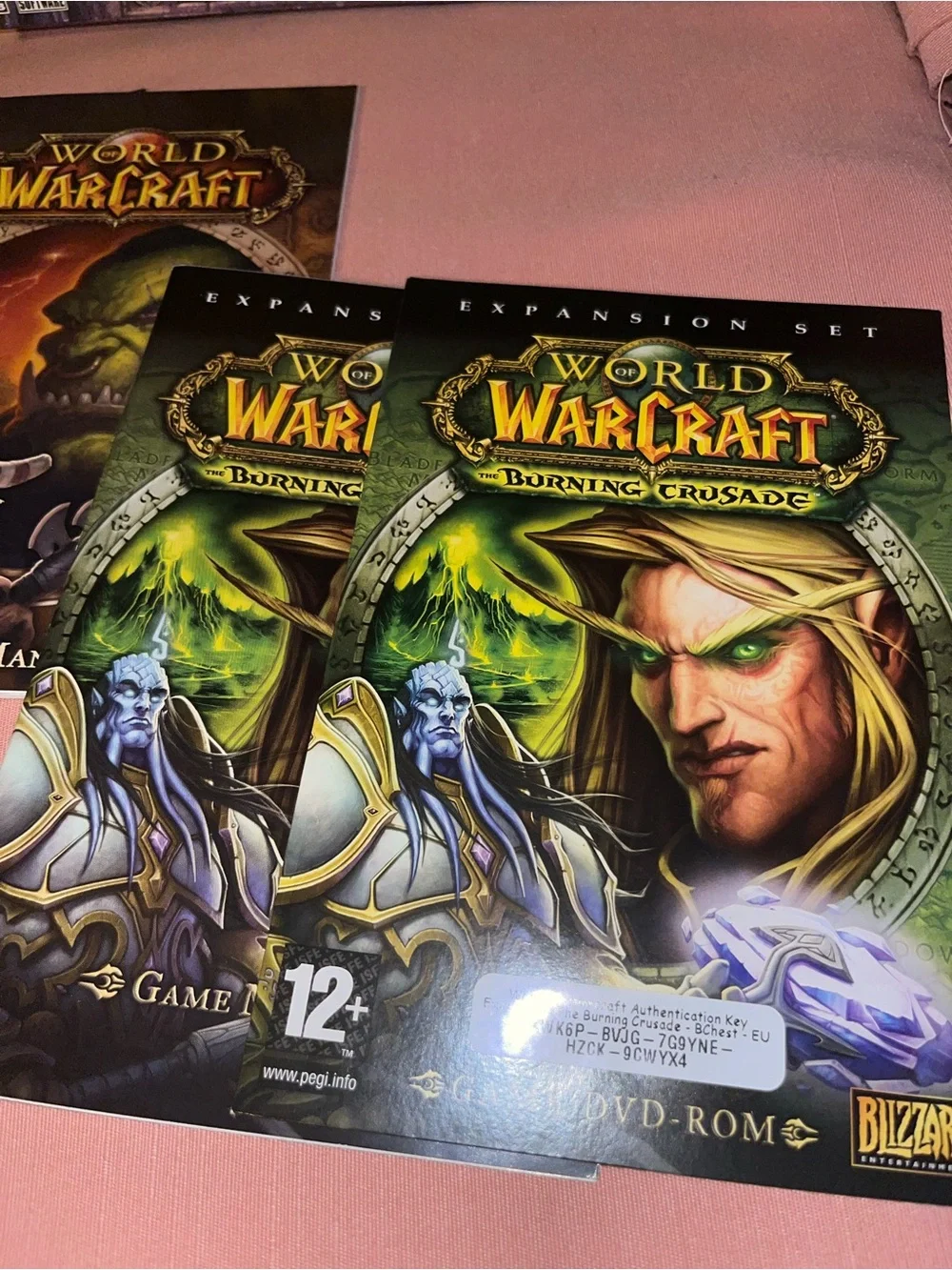 World of Warcraft Battle Chest & Guides - Blue Green Artwork